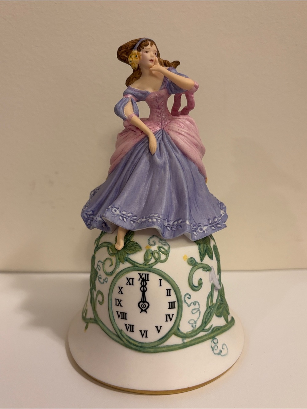 Cinderella Franklin Mint Porcelain Bell